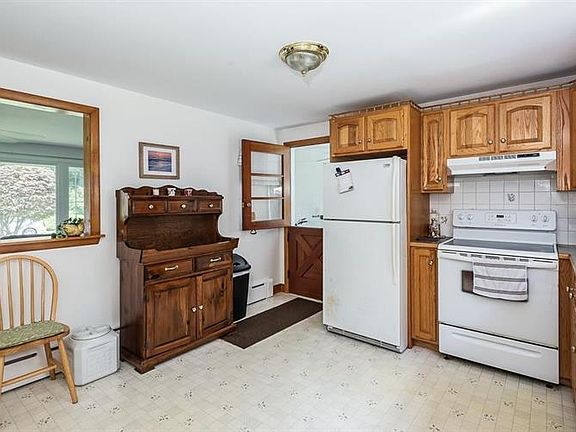3rd image of 12 Elizabeth St