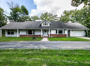 1444 Rockdale Rd, Dubuque, IA 52003