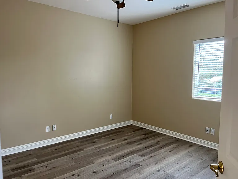 31255 Old River Rd — Photo 9
