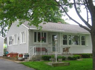 132 Sunnyside St, Manchester, NH 03103