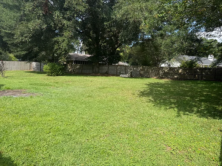 9805 Huntsman Path — Photo 3