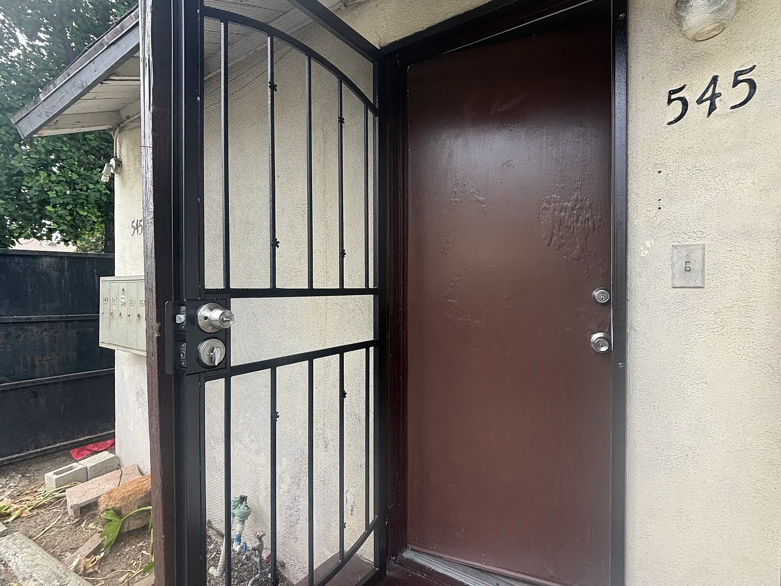 Studio, 350 sqft, $1,400 — Photo 3