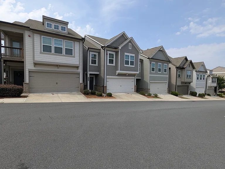 120 Addison Way #120 — Photo 17