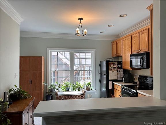 2nd image of 4623 Town Creek Dr #4623