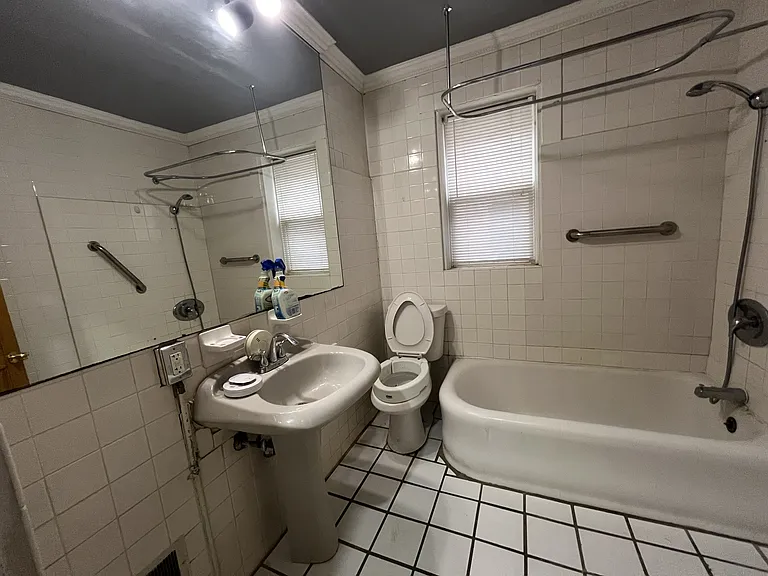 6261 Clemens Ave — Photo 13