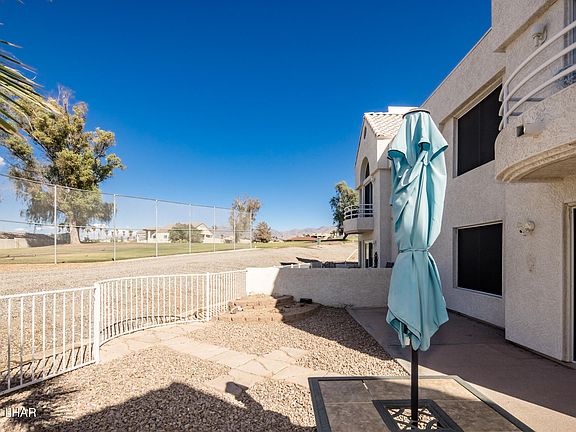 4th image of 420 Acoma Blvd S Unit 13