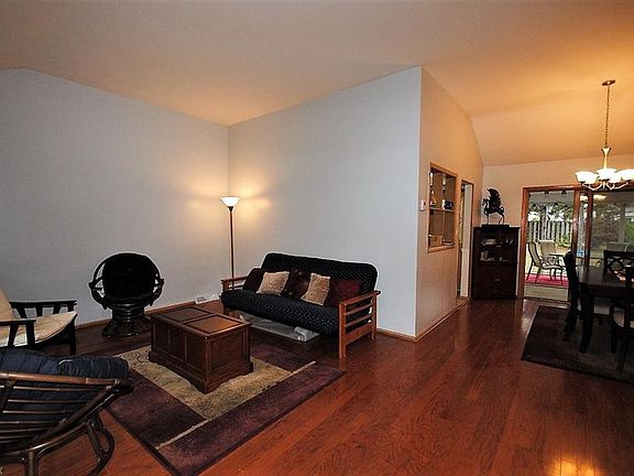4th image of 4894 Swetland Blvd