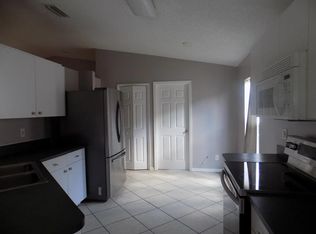 1002 E 13th Sq, Vero Beach, FL 32960