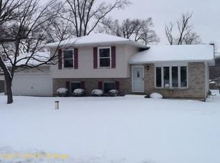 29W264 Pomeroy St, West Chicago, IL 60185