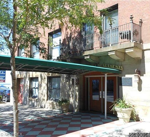 1st image of 1133 W 9th St APT 711