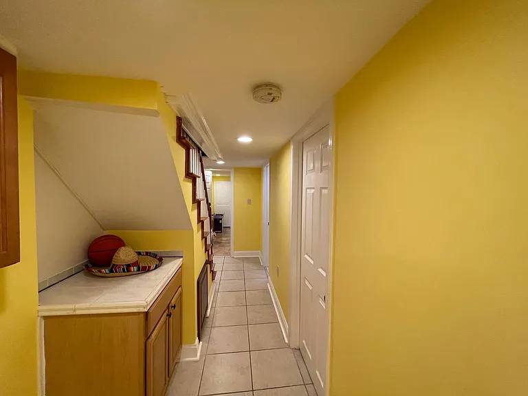 3210 E Baltimore St — Photo 10