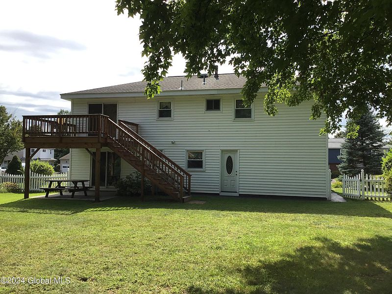 2nd image of 14 Ethel Drive