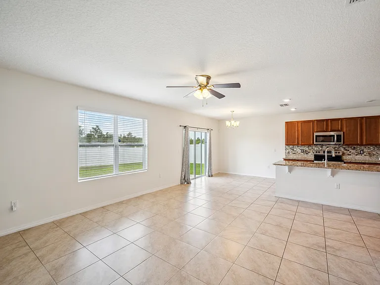 2062 Blue Highlands Dr — Photo 9