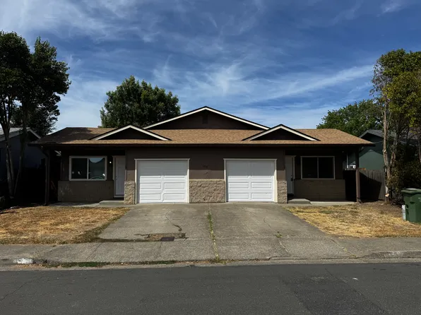 130 Oak Manor Ct #2, Ukiah, CA 95482