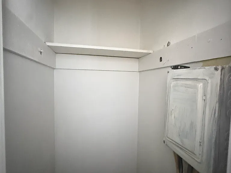 502 Oak St #4 — Photo 9