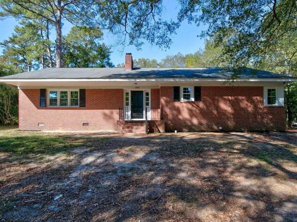 1919 Brook Dr, Camden, SC 29020