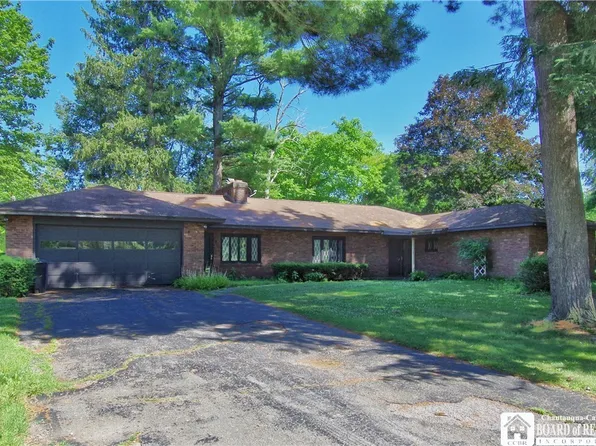 3 Webster St, Lakewood, NY 14750