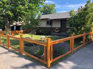 1261 NE Dempsey Dr, Bend, OR 97701