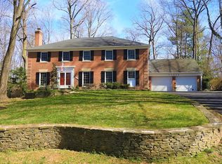 11905 Hunting Ridge Ct, Potomac, MD 20854