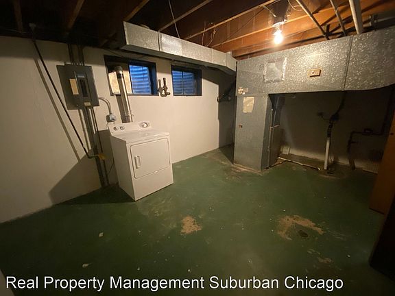4th image of 1121 N Harlem Ave APT B