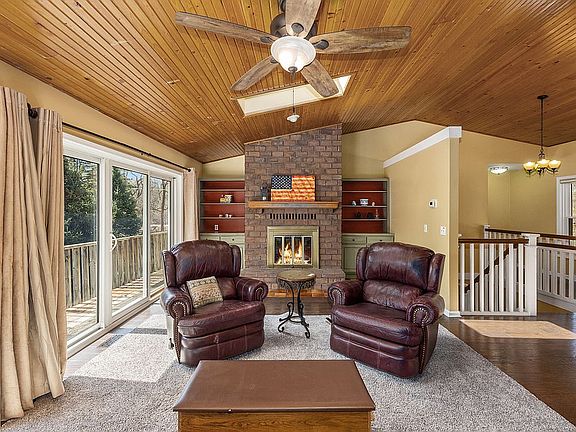 4th image of 7070 Snow Ave SE