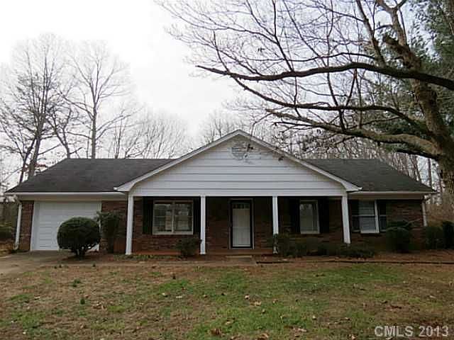 1st image of 3344 Quinlan Ln