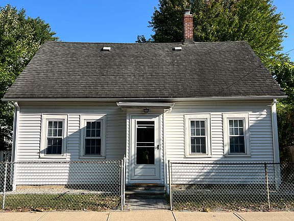 2nd image of 19 Saint Paul St
