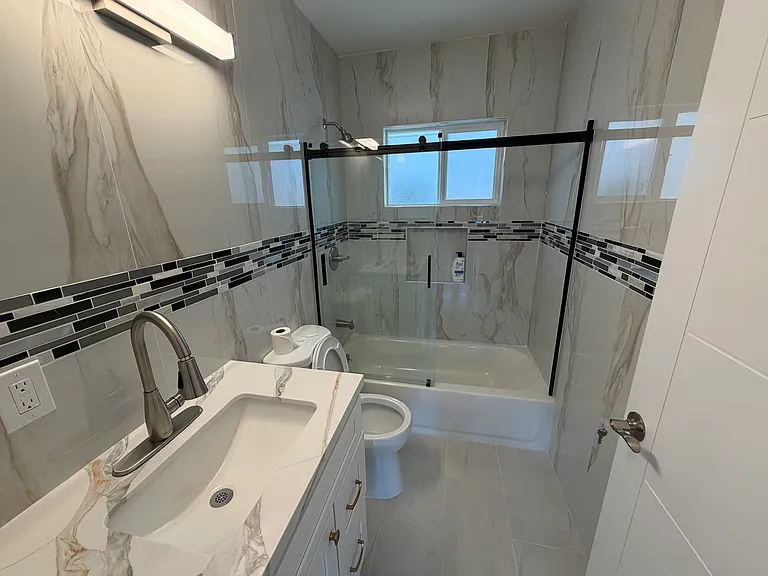 3234 Vineland Ave #A — Photo 8