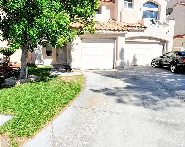 5432 Royal Vista Ln — Photo 4
