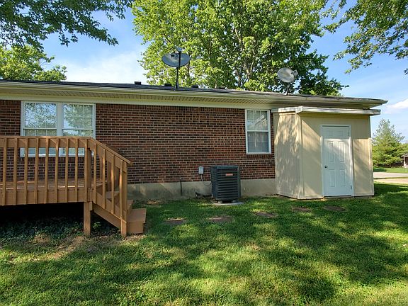 5th image of 127 Kimberly Dr