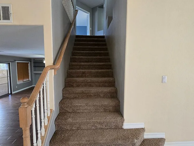 8244 W Gilmore Ave — Photo 25