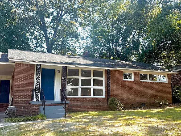 1035 Indigo Ave — Photo 1