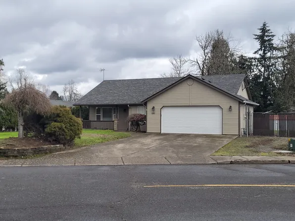 680 N 8th St, Aumsville, OR 97325