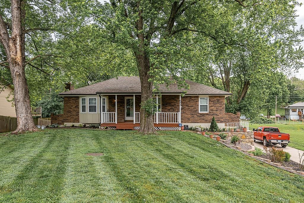 651 Linda Ln, Bonner Springs, KS 66012 Zillow