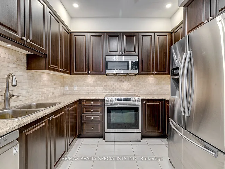 20 Wellman Cres — Photo 8