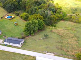 2870 Chestnut Grove Rd, Brodhead, KY 40409