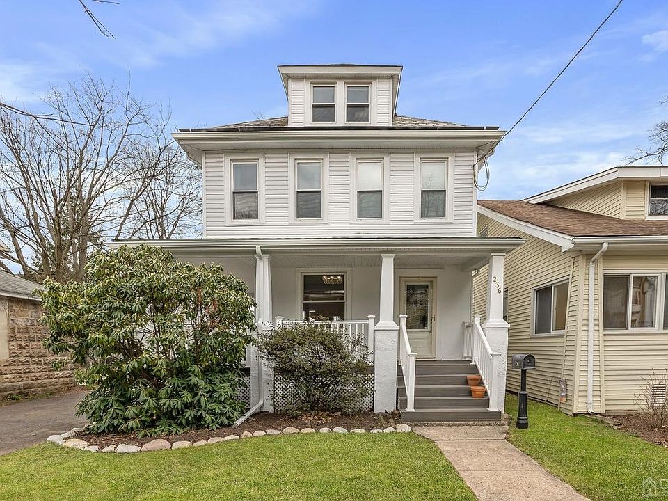 1st image of 236 Montgomery St