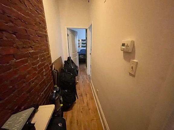 5th image of 236 Buckingham Pl #A