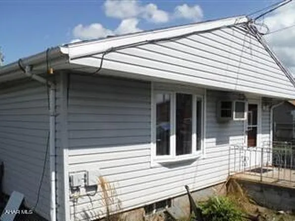 110 Roswell St, Altoona, PA 16602