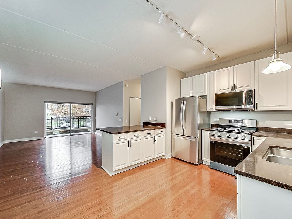 4301 N Sheridan Rd APT 101, Chicago, IL 60613 | Zillow