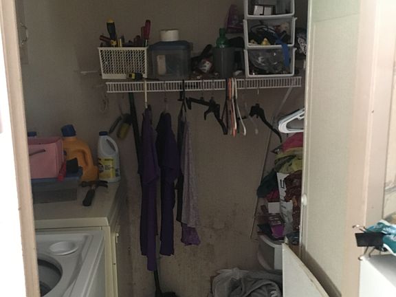 2nd image of 1038 Breezy Oaks