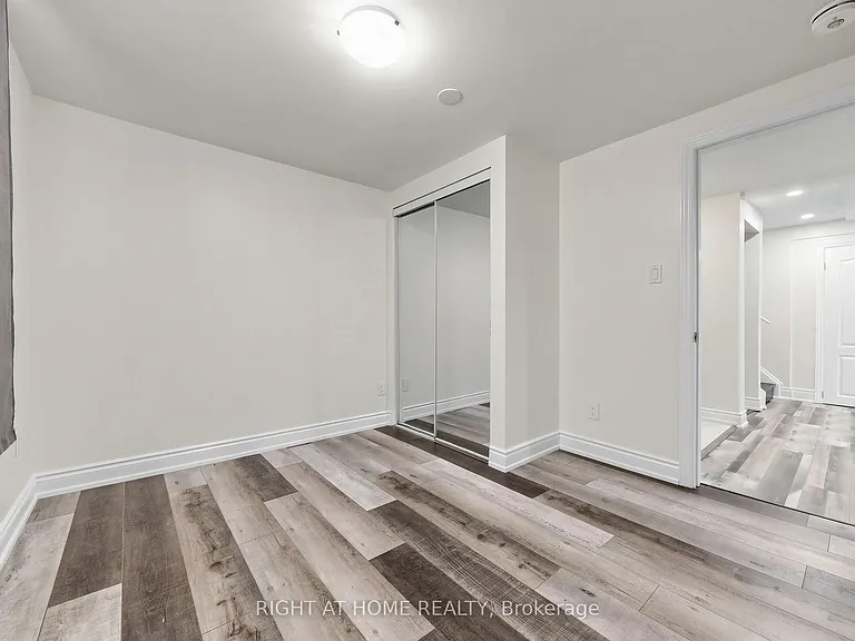148 Sexton Cres #BASEMENT — Photo 6