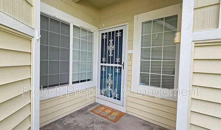 11615 Breckenridge Ln NW — Photo 4