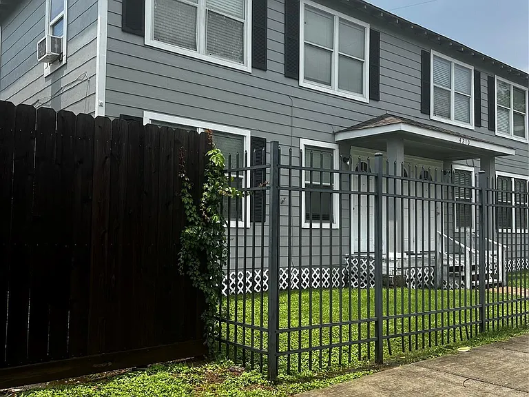 4210 Ennis St #3 — Photo 1