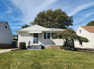 5404 E 134th St, Garfield Heights, OH 44125