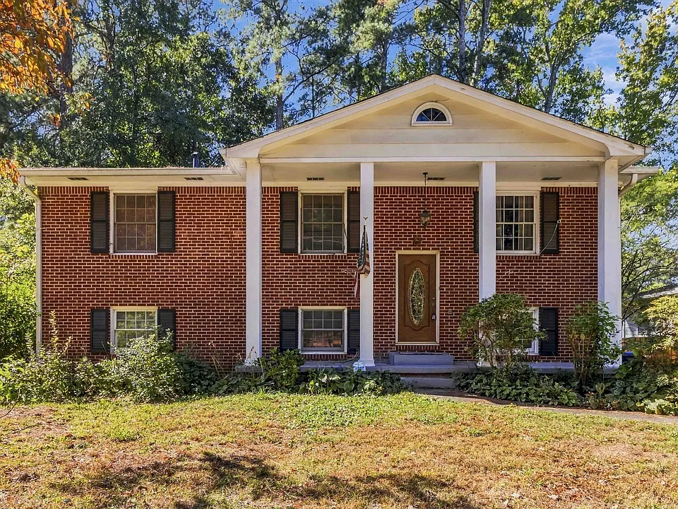 4094 N Shallowford Rd