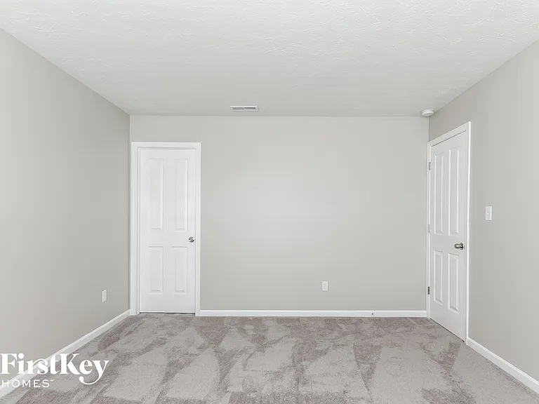 1833 Breman Ln — Photo 8