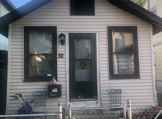 32 Seafoam St, Staten Island, NY 10306