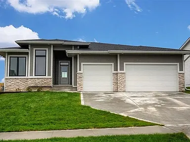1904 Serenity Cir — exterior photo