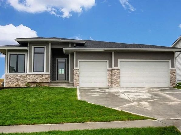 1904 Serenity Cir